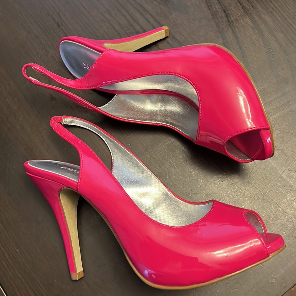 X-appeal pink heels size 9